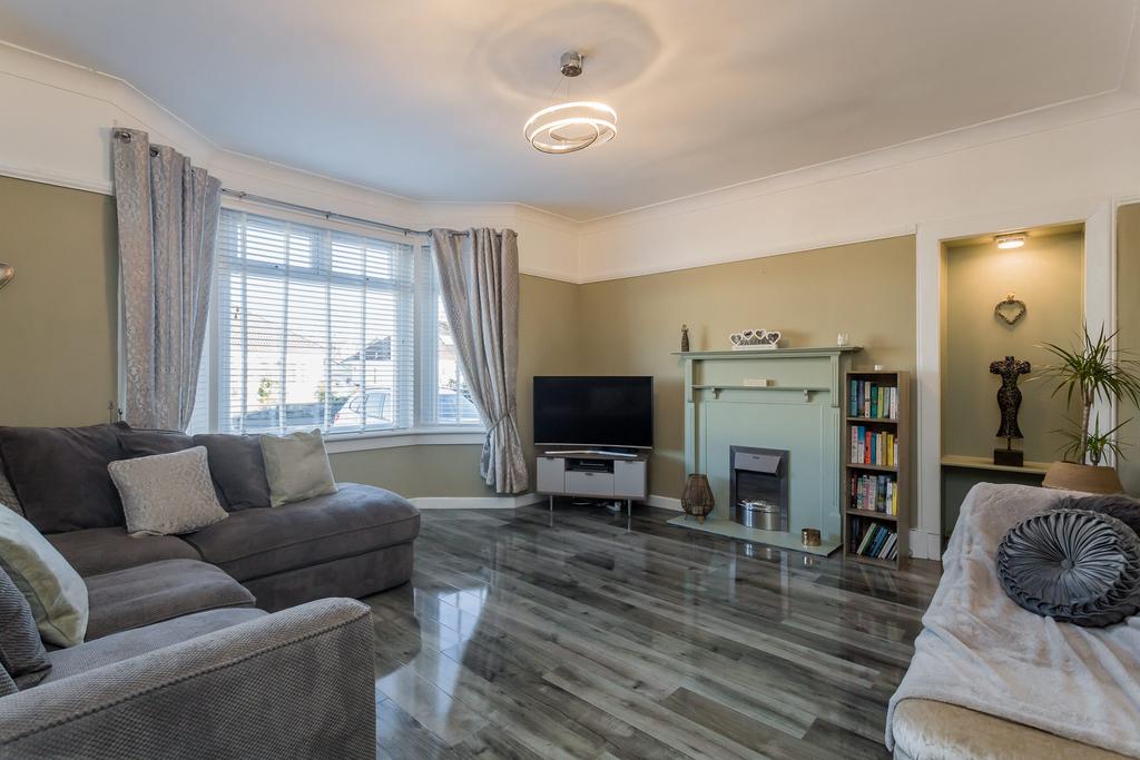 40 Allanton Avenue, Paisley, PA1 3BN 3 bed semidetached bungalow for