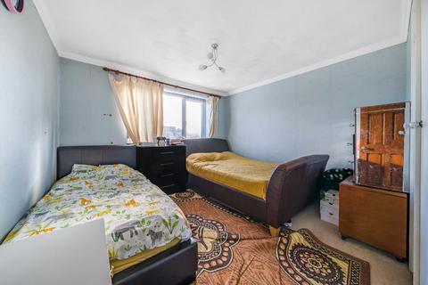 6 Margaret Close, Reading, RG2 8PU