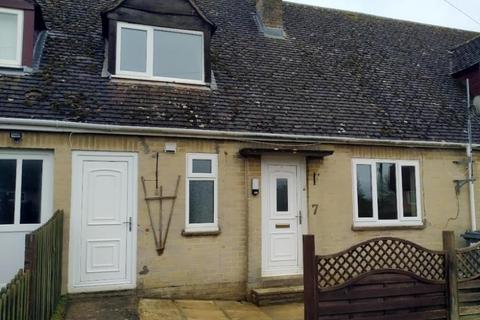 2 bedroom detached house to rent, Gassons Mead,  Alvescot,  OX18