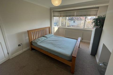 4 Connell Crescent, London, W5 3BL