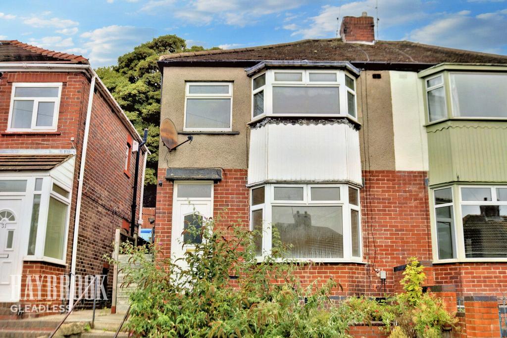 Skye Edge Road, Sheffield 3 bed semidetached house for sale £110,000