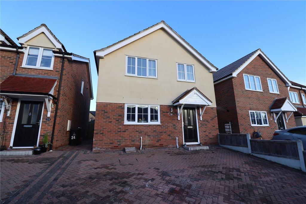 Elizabeth Way, Heybridge, CM9 4 bed detached house - £475,000