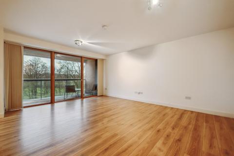 3/3, 4 Haggs Gate, Glasgow, G41 4BB