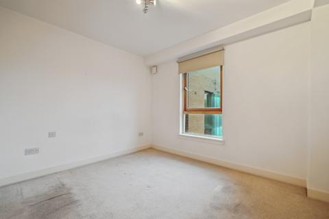3/3, 4 Haggs Gate, Glasgow, G41 4BB