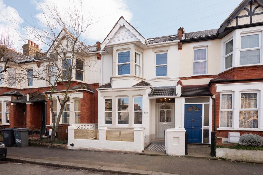Twickenham Road, Leytonstone, London, E11 4BH 3 bed terraced house £