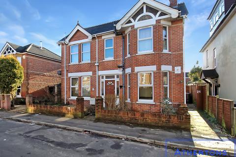 21 Markham Road, Winton, Bournemouth, BH9 1HY
