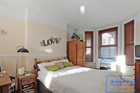 21 Markham Road, Winton, Bournemouth, BH9 1HY