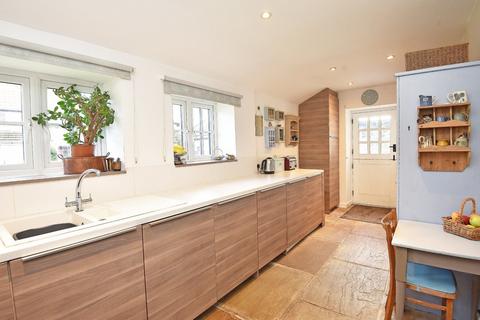 7 Plompton Square, Plompton, Knaresborough, HG5 8LZ