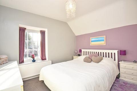 7 Plompton Square, Plompton, Knaresborough, HG5 8LZ