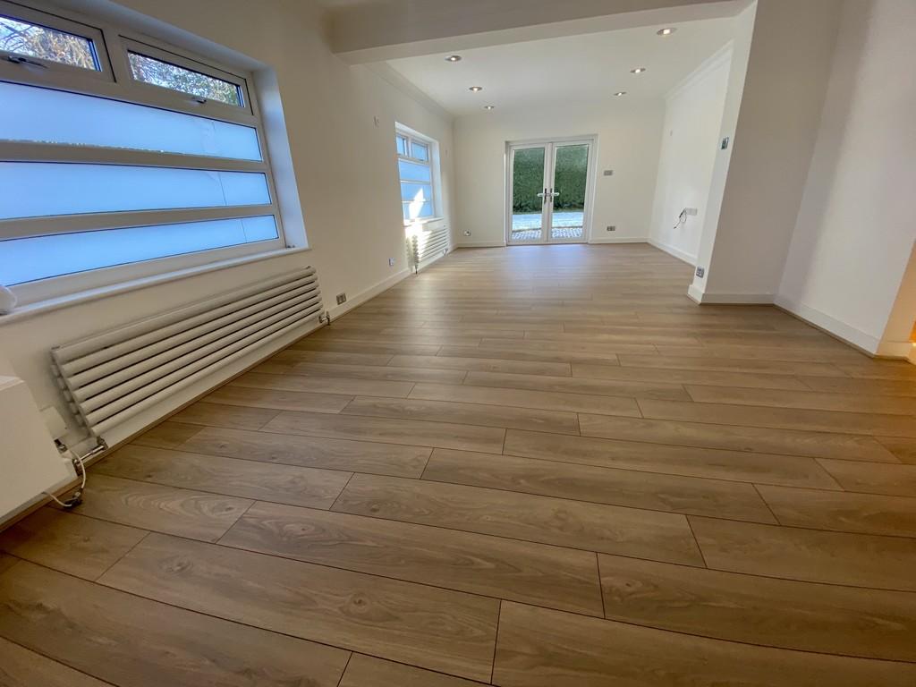 Daylesford Road, Cheadle 5 bed detached house £3,000 pcm (£692 pw)