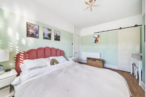 30 Godley Road, London, SW18 3HD