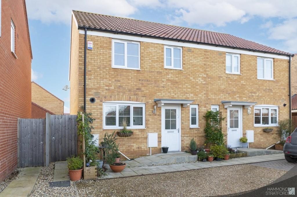 Tailor Place, Hethersett 3 bed semidetached house £280,000