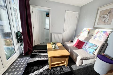 4 Buckingham Road, Brackley, NN13 7EL