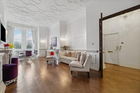 2 bedroom flat for sale, Delahay House, Chelsea Embankment