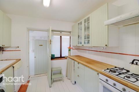 27 Vicarage Road, Woodford Green, IG8 8NH