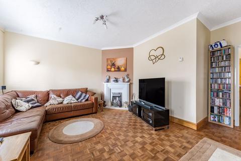 129 Park Road, Caterham, CR3 5TD
