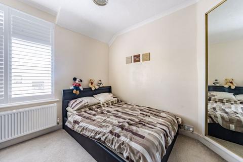 129 Park Road, Caterham, CR3 5TD