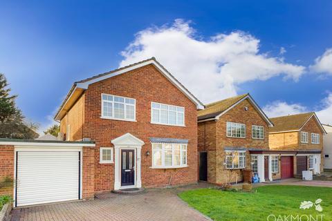 4 bedroom detached house for sale, Brook Road, Brentwood