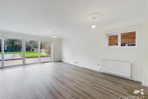 4 bedroom detached house for sale, Brook Road, Brentwood
