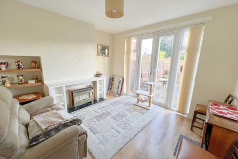3 bedroom semi-detached house for sale - Queslett Road East, Streetly, Sutton Coldfield, B74 2AJ