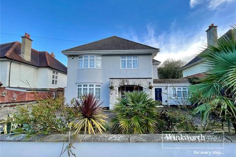 14 Ravine Road, Bournemouth, BH5 2DU