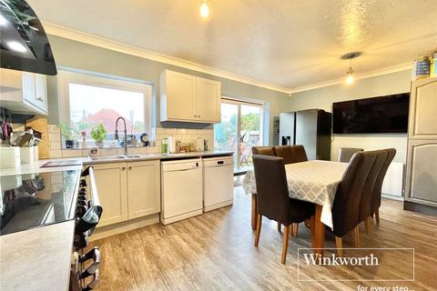 14 Ravine Road, Bournemouth, BH5 2DU