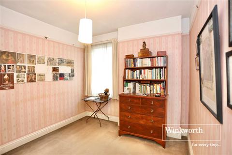 2 Leaphill Road, Bournemouth, BH7 6LU