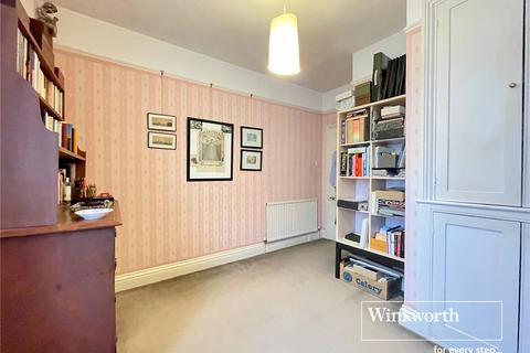 2 Leaphill Road, Bournemouth, BH7 6LU