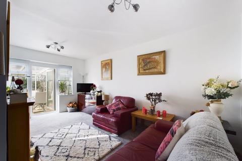 3 bedroom semi-detached house for sale - CATERHAM ON THE HILL