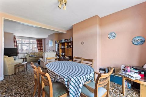 26 Harrow Road, Carshalton, SM5 3QQ