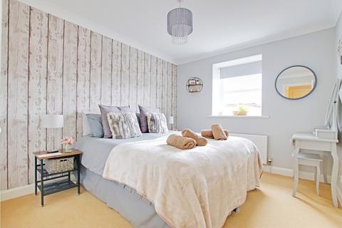 2 bedroom mews for sale - High Street, Milford on Sea, Lymington, SO41