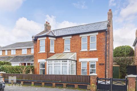 17 Harcourt Road, Bournemouth, BH5 2JG