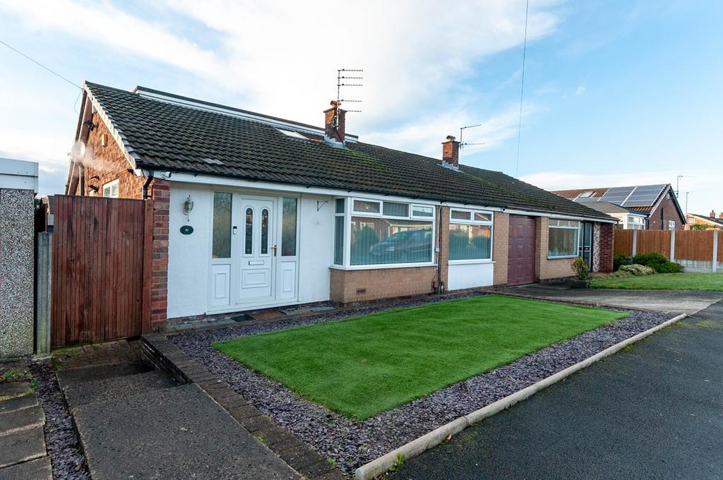 Ellesmere Road, AshtoninMakerfield, Wigan, WN4 4 bed semidetached