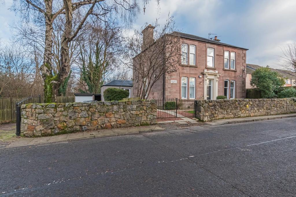 Hilton Road, Alloa 5 bed detached house £379,995