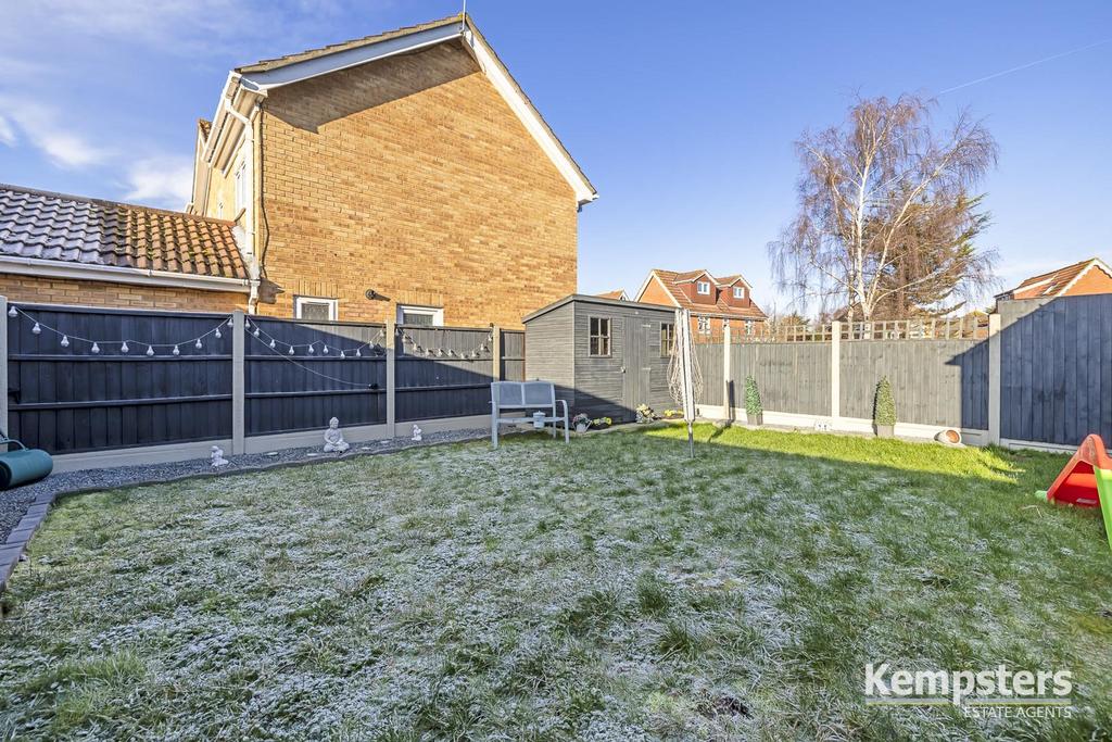 Rear Garden 1.jpg