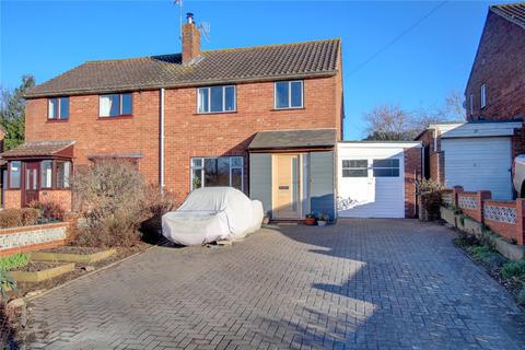 3 bedroom semi-detached house for sale - St. Peters Crescent, Droitwich, Worcestershire, WR9