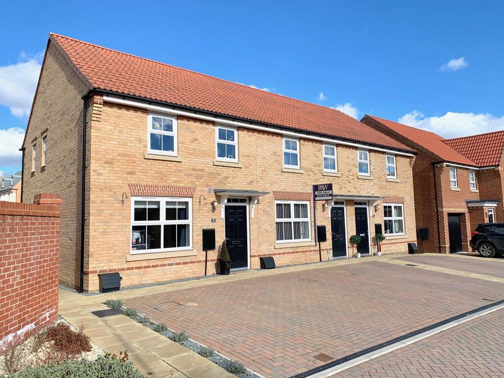 Dove Road, Pickering 3 bed terraced house £239,999