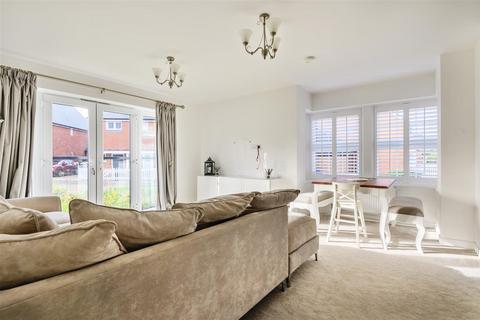Flat 1, Tolhurst, 2 Newcomen Lane, Wouldham, Rochester, ME1 3RE