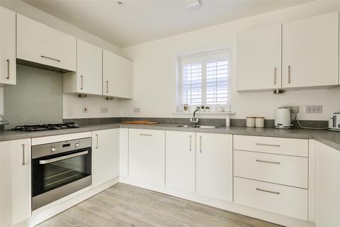 Flat 1, Tolhurst, 2 Newcomen Lane, Wouldham, Rochester, ME1 3RE