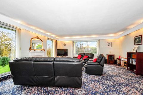 Plumpton Lodge Mitchell Lane, Bradford, BD10 0TA