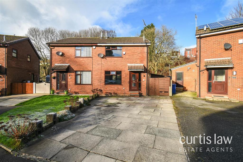 Alder Bank, Blackburn 3 bed semidetached house £130,000