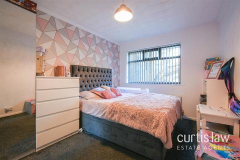 10 Alder Bank, Blackburn, BB2 1UG