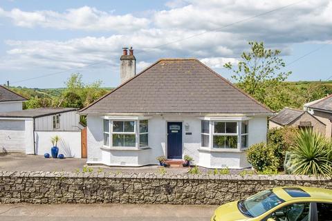 4 bedroom detached bungalow for sale - Mawnan Smith