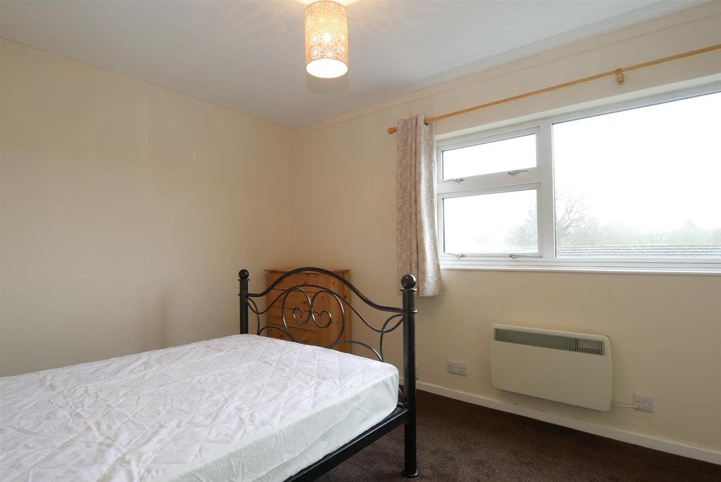 Bude Crescent, Stevenage 1 bed in a house share £580 pcm (£134 pw)