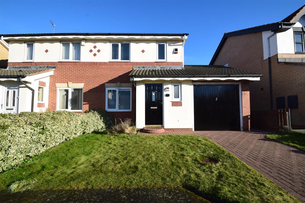 Westfield Park, Wallsend 3 bed semidetached house £975 pcm (£225 pw)