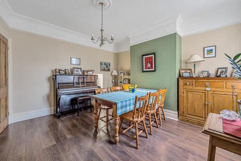 81 Leeds Road, Tadcaster, LS24 9LA