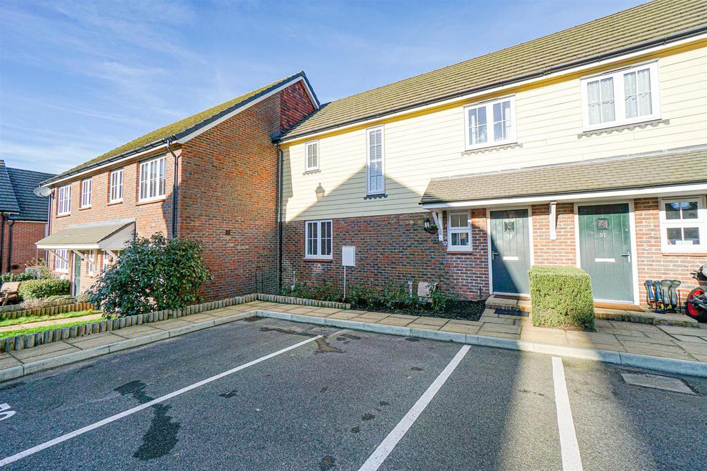 Woodlands Way, Hastings 3 bed terraced house for sale £365,000