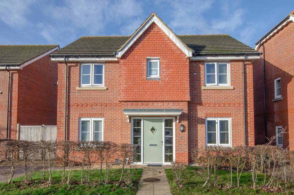 Charlotte Close, Downend, Bristol... 4 bed detached house £525,000