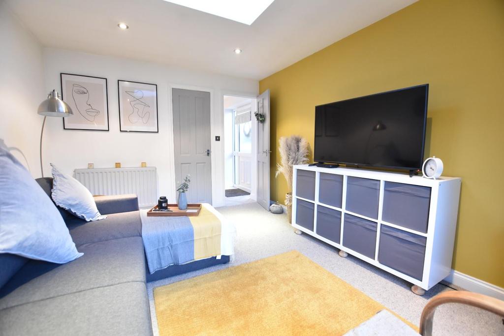 Bedroom / Reception Room