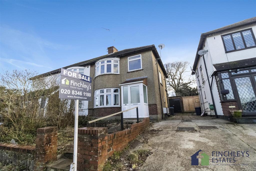 Old Fold View, EN5 4EB 3 bed semidetached house £695,000